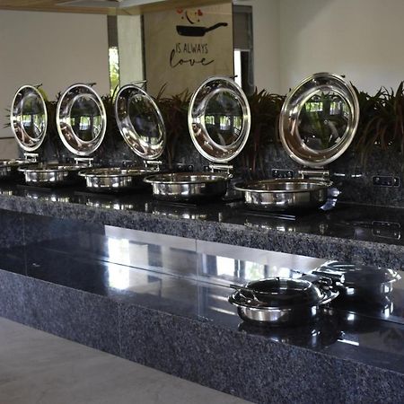 Shilpi Hill Resort 萨普塔拉 外观 照片