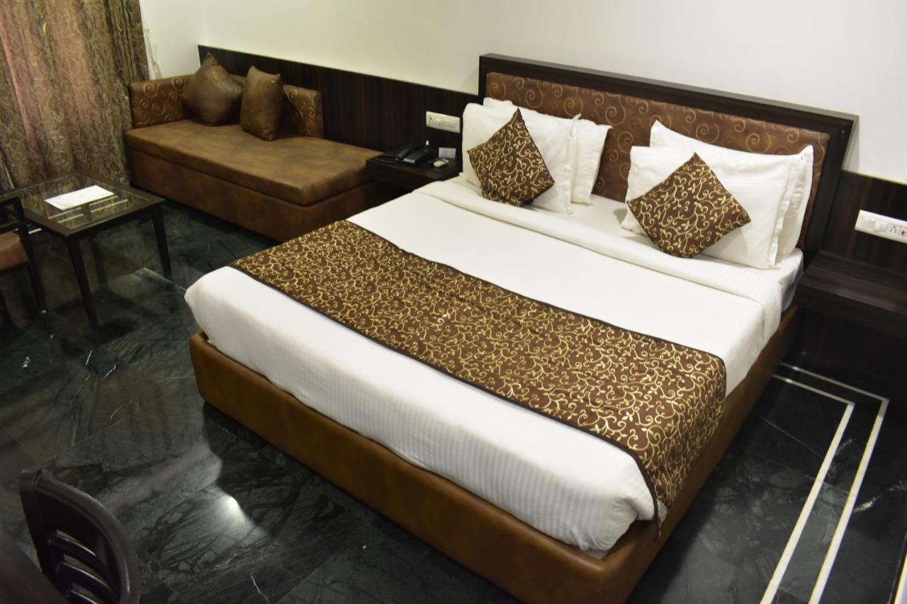 Shilpi Hill Resort 萨普塔拉 外观 照片