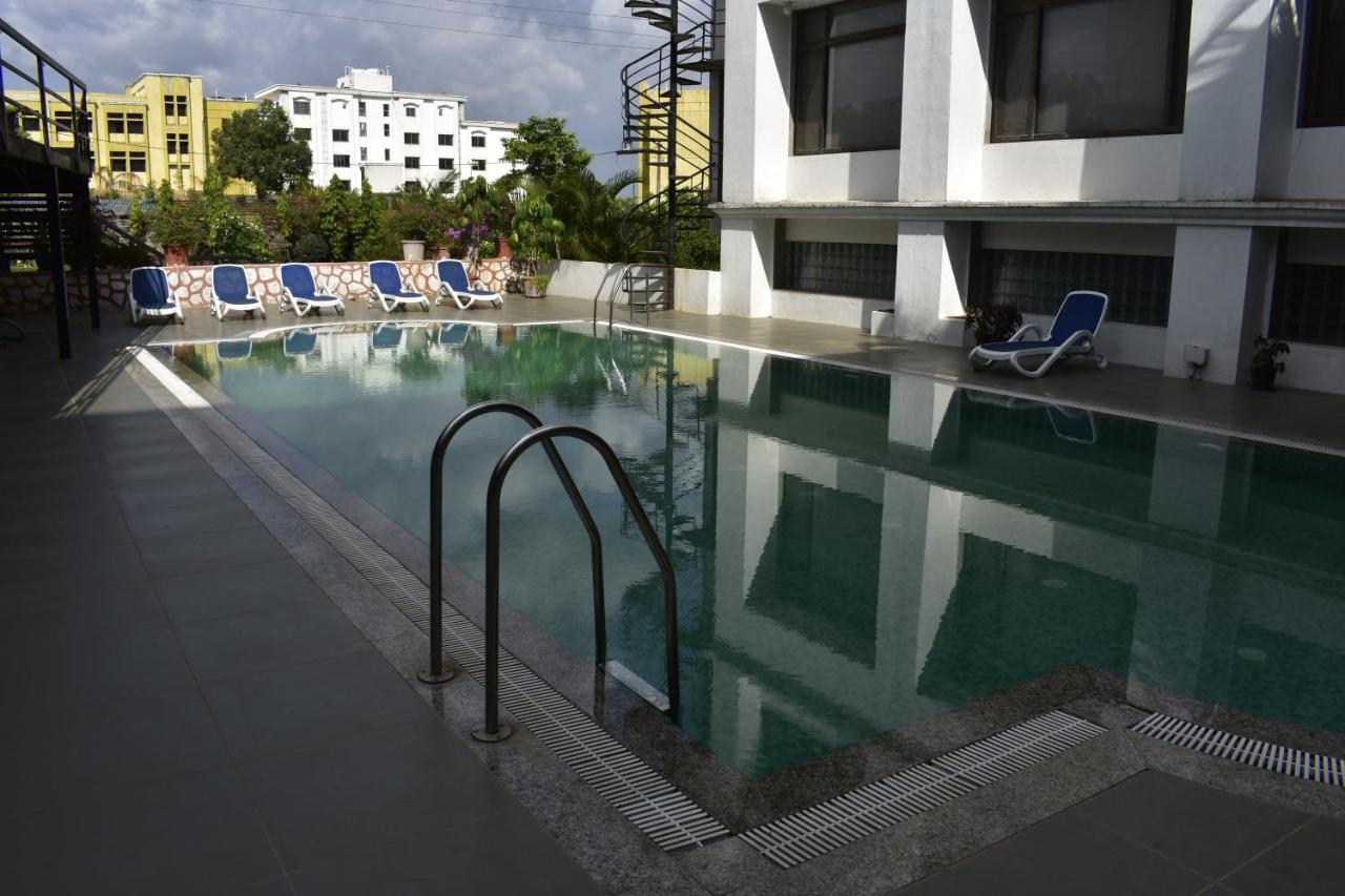 Shilpi Hill Resort 萨普塔拉 外观 照片