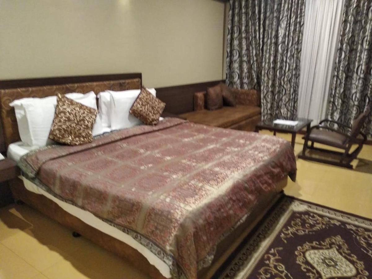 Shilpi Hill Resort 萨普塔拉 外观 照片