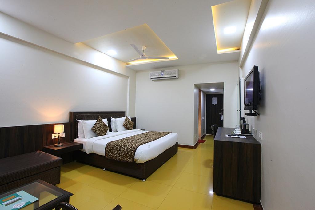 Shilpi Hill Resort 萨普塔拉 客房 照片